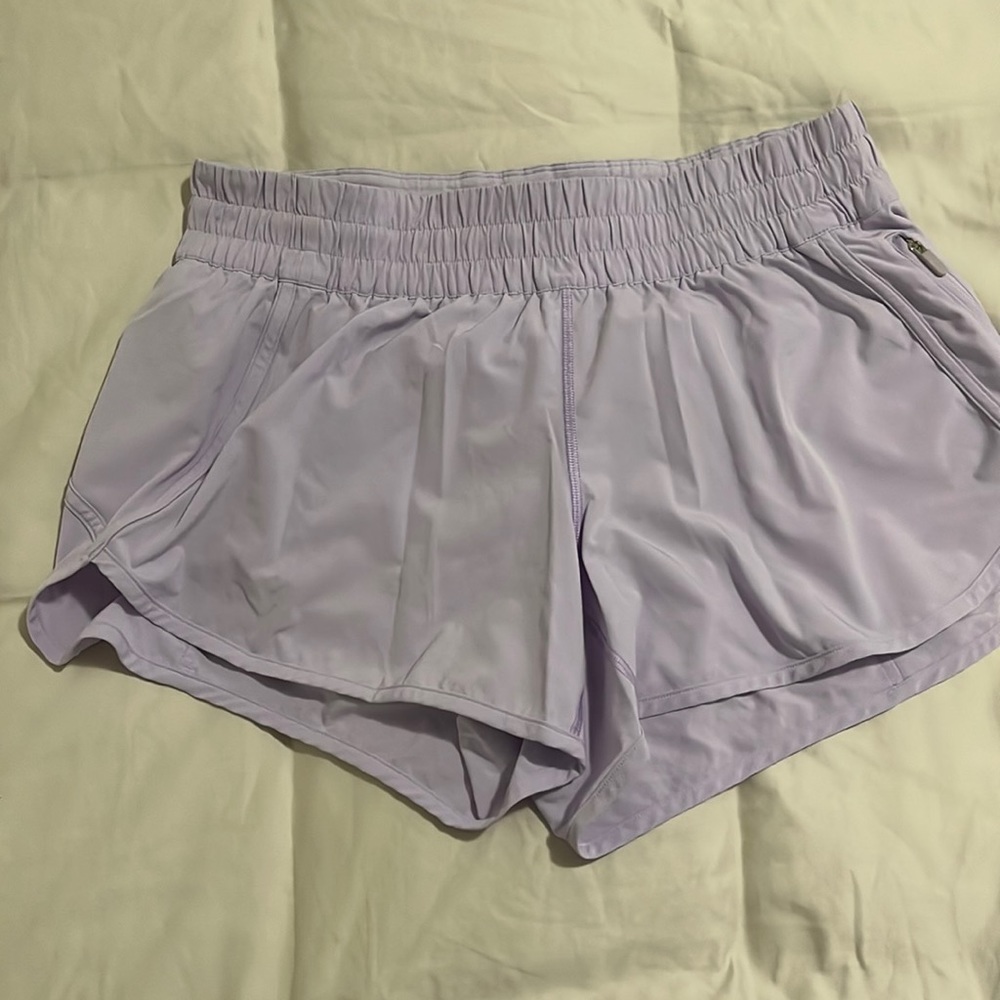 Lululemon tracker shorts